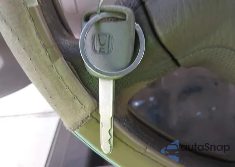 2002 Honda Cr-V Lx z USA, uszkodzony, nr VIN JHLRD684X2C022131